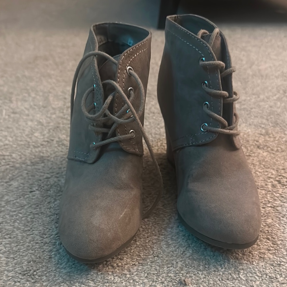 Chic Brown Ankle Boots for Everyday Elegance